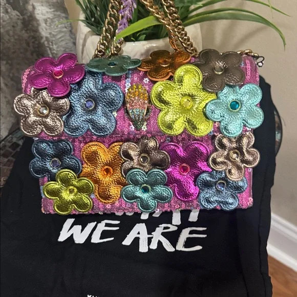 Kurt Geiger London Medium Kensington Daisy Convertible Shoulder Bag - Picture 7 of 16